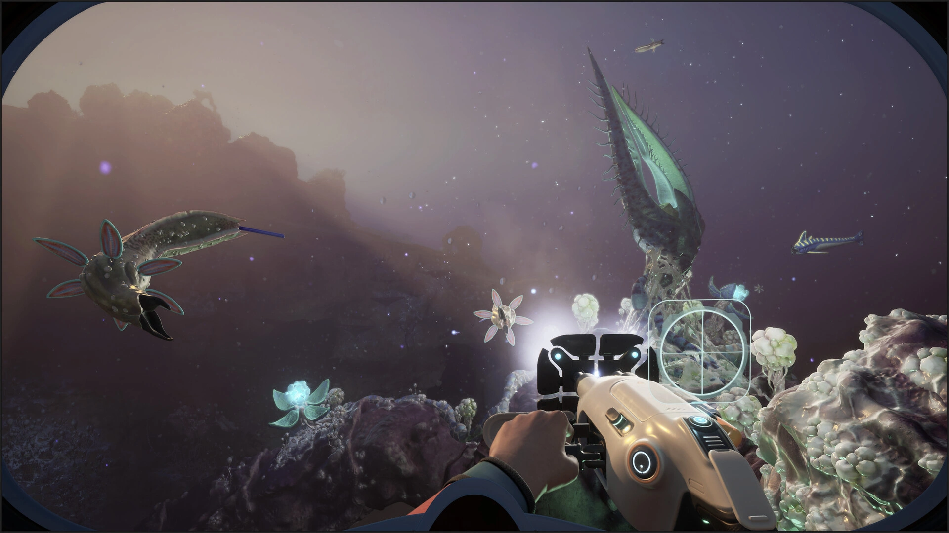 Surviving on a new planet (Image source: Steam)
